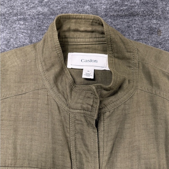 Caslon Woman’s Army Olive Green and Gray Cargo Utility Jacket size Medium - Picture 3 of 3